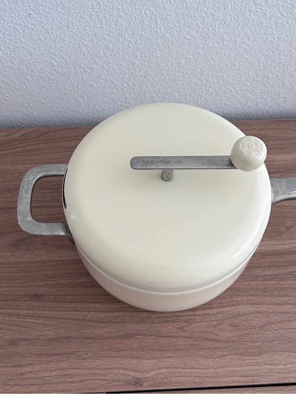 Popsmith Popcorn Popper in Cream - 6 Qt Stovetop Stainless Steel Popcorn Machine - Picture 3 of 8